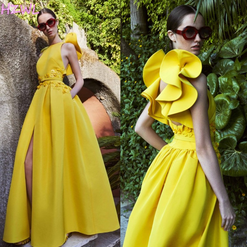 Yellow Prom Dresses High Split Side Sleeveless Satin Halter Two Pieces Jacket Skirt Evening Dress Simple But Stylish Plus Size Formal Party Gowns