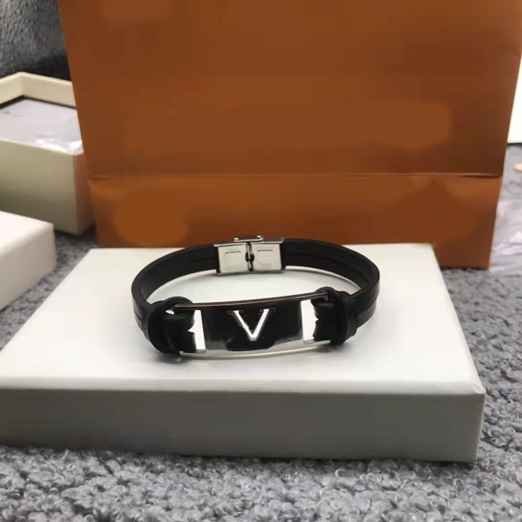Luxury designer leather bracelet men fashion personality party jewelry high quality with box-image-779327541