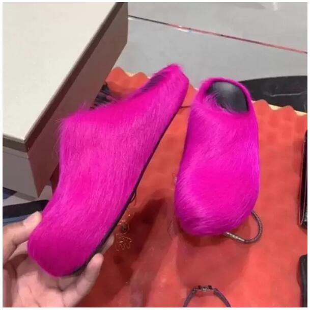 

Fashion Fur Slippers Women Round Toe Horse Hair Slides Female Black Rose Red Green Mules Shoes Flat Half Slipper Woman Casual plush shoess8