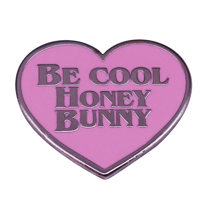 

Pulp Fiction badge Be Cool Honey Bunny Brooch Popular-Culture Movie Fangirls sweet pink heart Decor, As picture