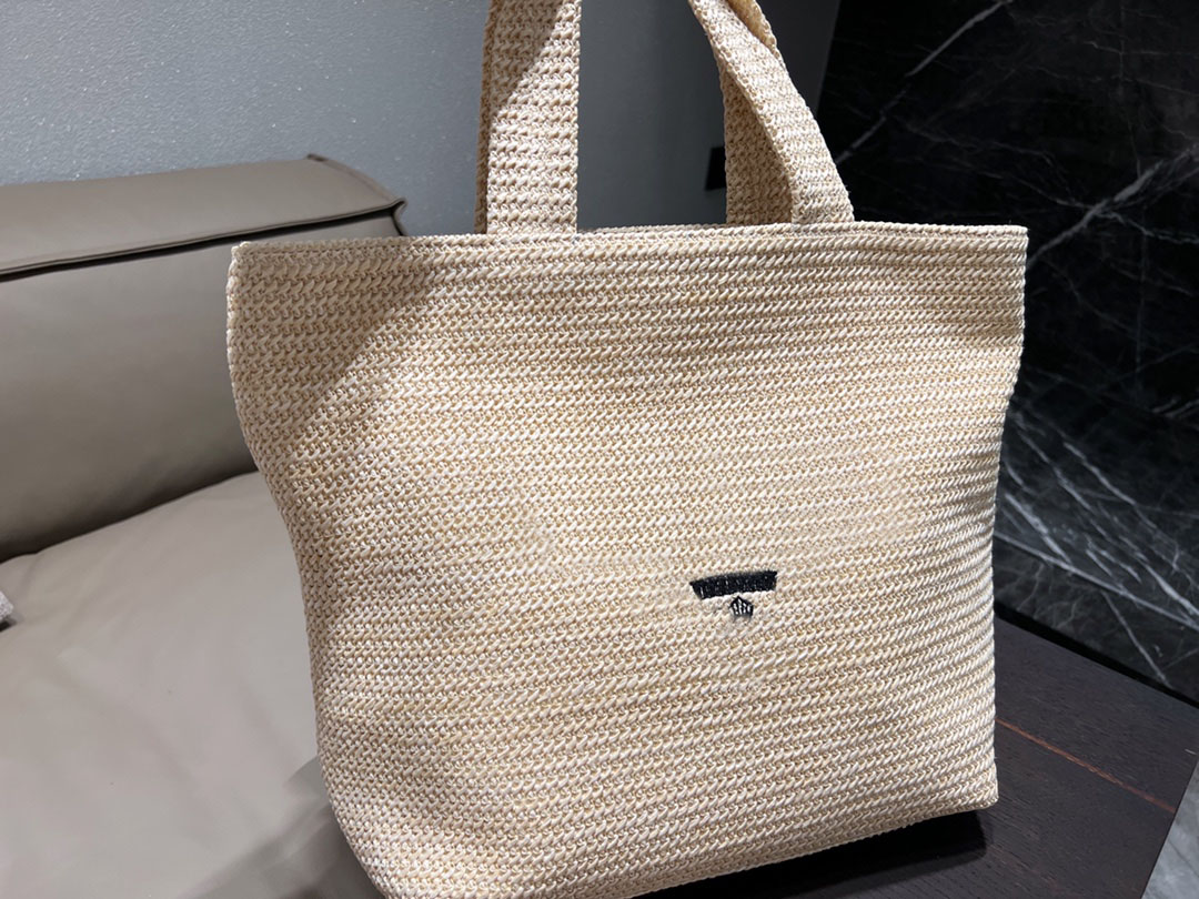 

2022 Luxury Women grass weave Handbags Designers Shopping Bags Lady Large Purses Fashion Casual Totes Star brand Patterns Contrast Color with Dust Bag size 32cm, Beige