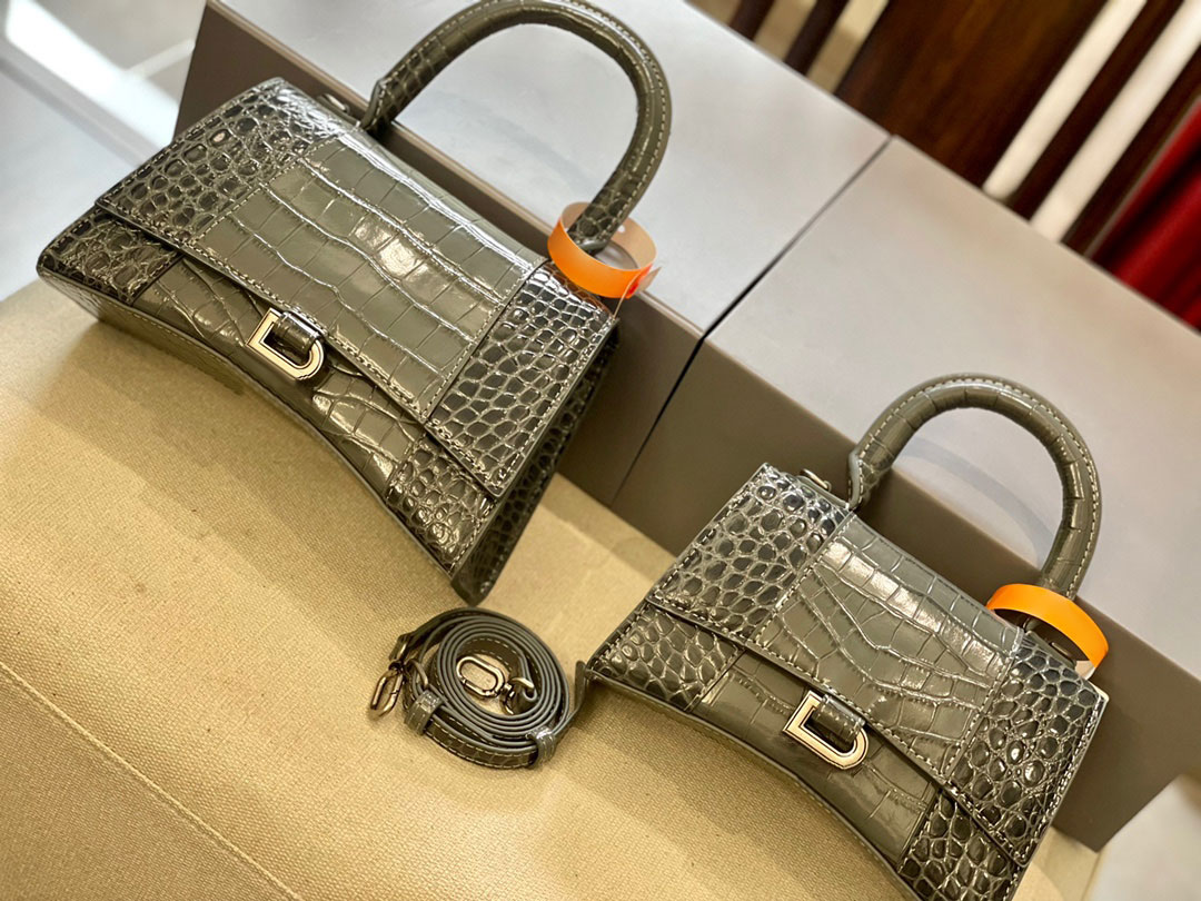 2022 Sacs de sacs de sacs Sacs à bandoulière crossbody Sacs de luxe de haute qualité Couleur de sablier forme de sablier en métal Alligator 2 Tai