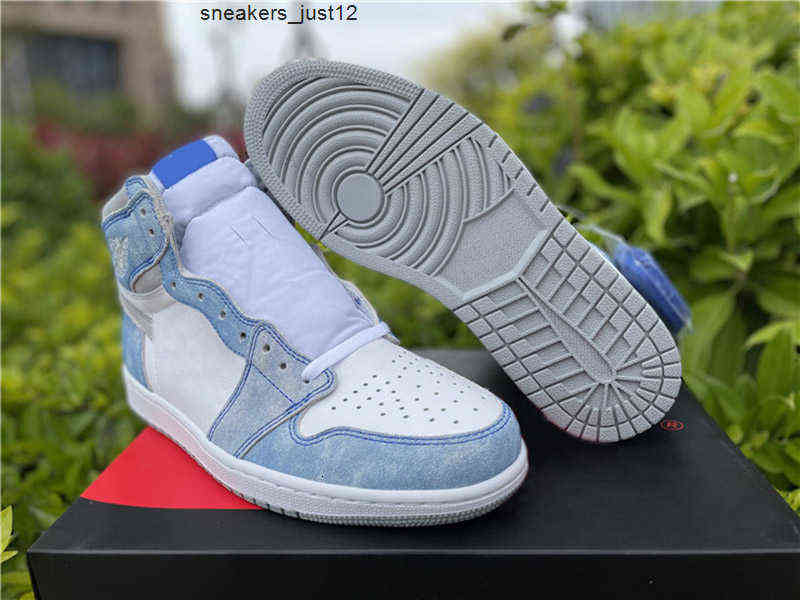 

1 High OG Hyper Royal Light Smoke Grey White men Athletic Outdoor shoes quality Jumpman 1s mens sports sneaker