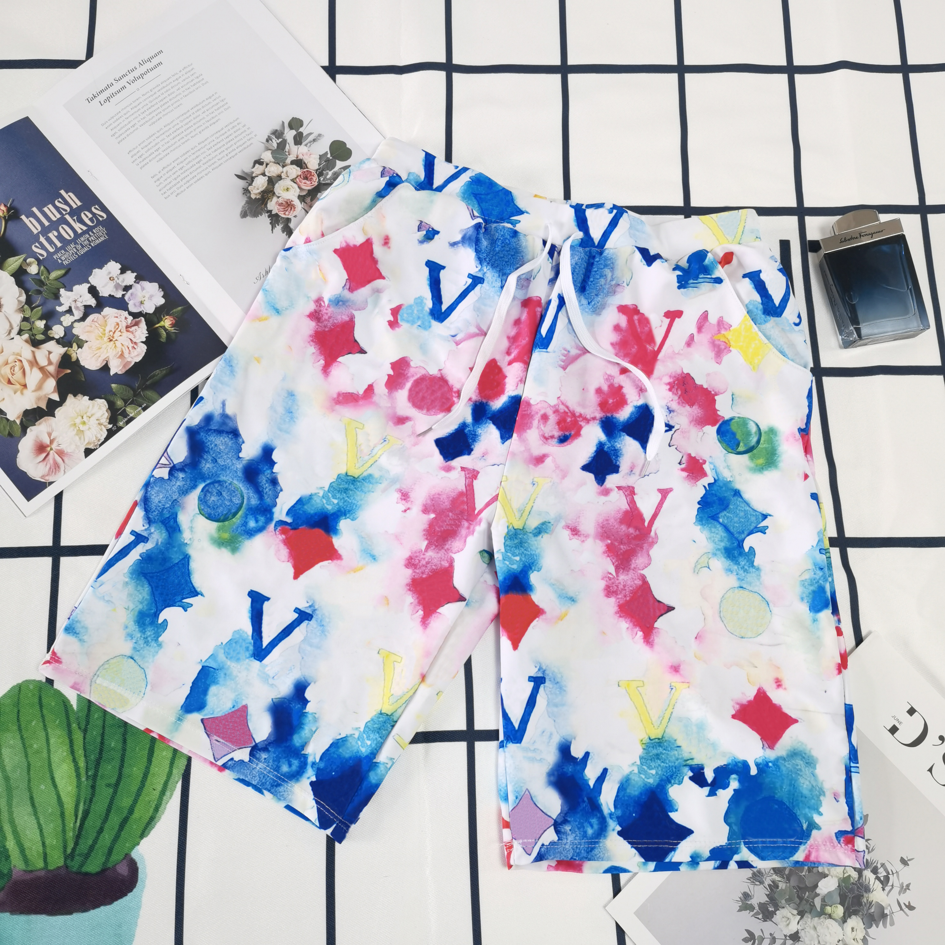 

Mens Designers swim Shorts Summer Fashion Streetwears Clothing Quick Drying SwimWear Womens Printing Board Beach Pants Size M-3XL