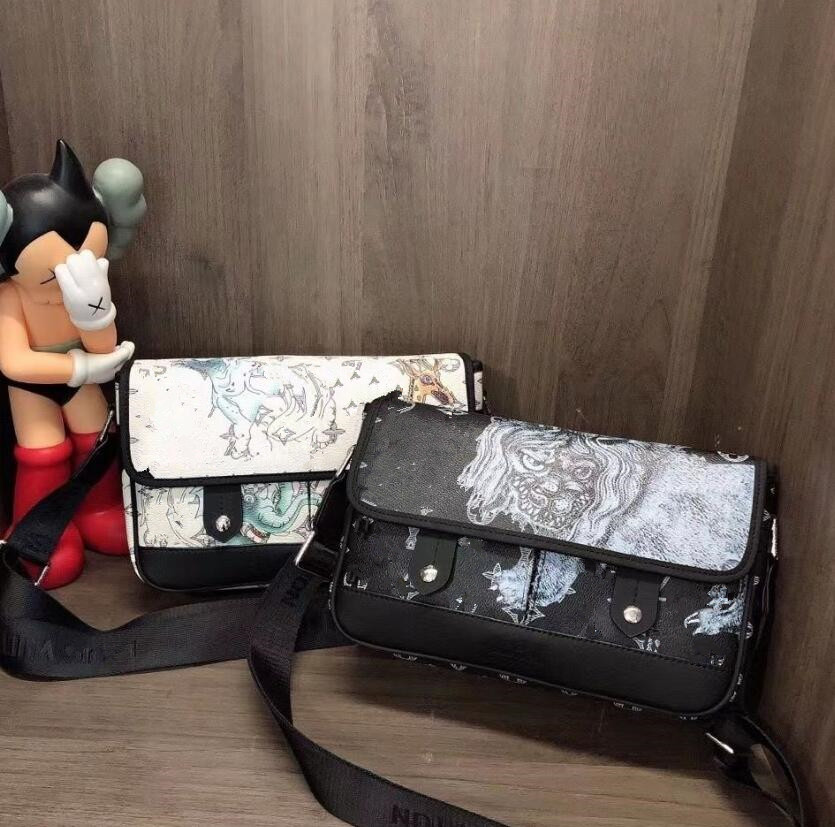 

Latest Sketch Letters Unisex Messenger Bag Limited Edition Graffiti Tiger Giraffe Mens Shoulder Bags Luxury Designer Women Men Crossbody Totes Brand Hangbags, Black