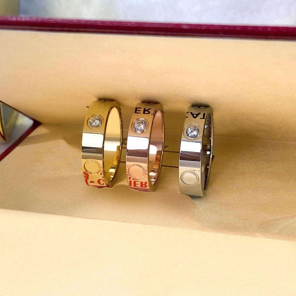 

Love Rings Womens Promise Ring Couple Jewelry Band Stainless Steel With Diamonds Casual Fashion Street Classic Gold Silver Rose Optional Size 6 7 8 Wholesale