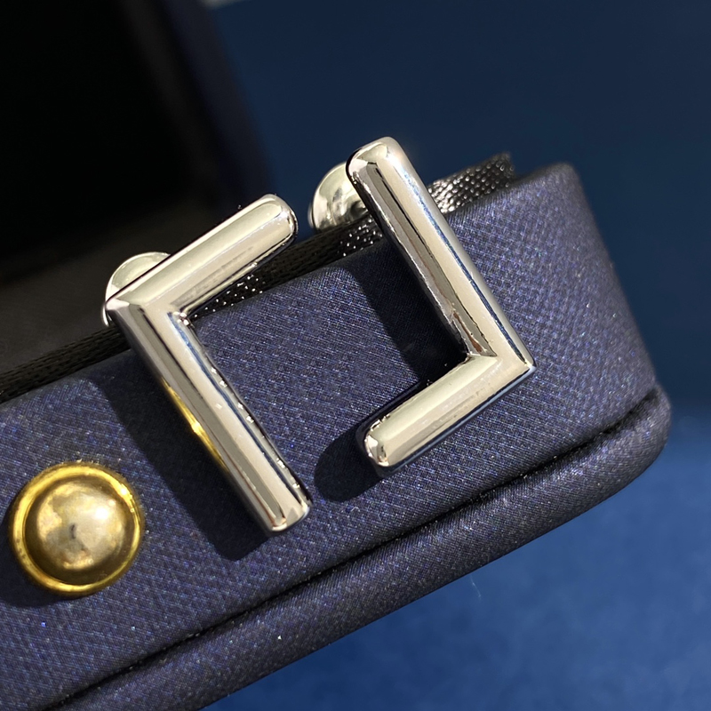 

Hoop Earrings Designer Jewelry Fashion Circle 18k Gold Plating Earring 3.8 Cm Luxurys Silver Earrings F Stud Hoops Box New 22042001R