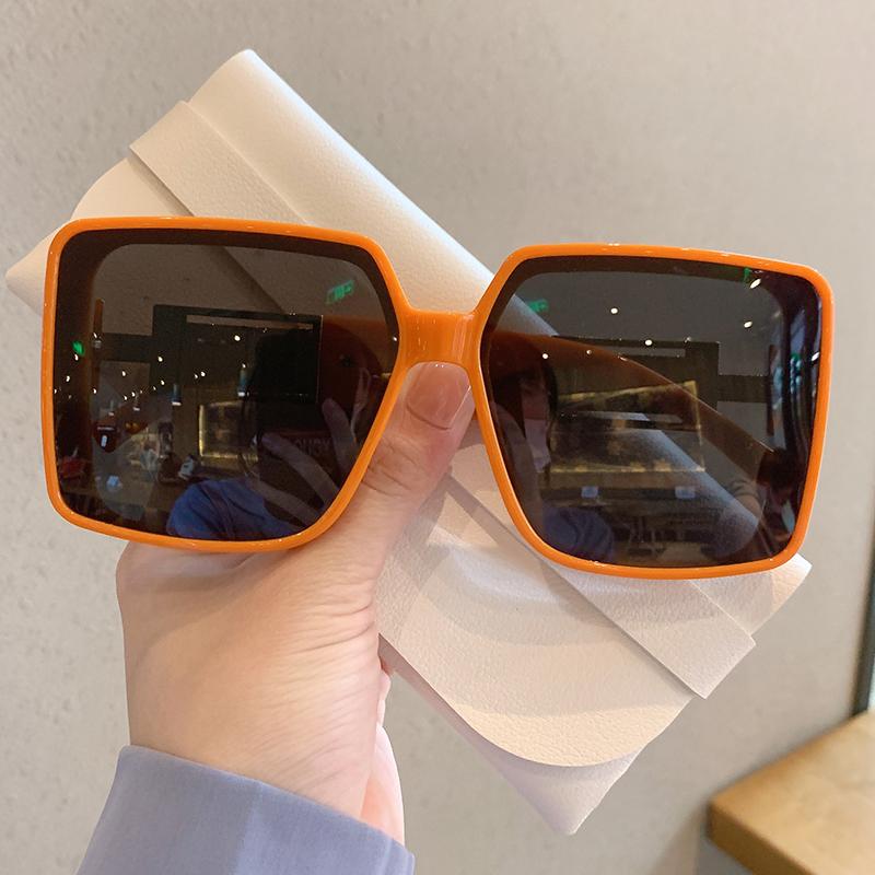 

Sunglasses Vintage Full Square Frame Polarized Trendy Fashion Oversized Ladies Eyewear Top Brand Designer UV400 Women Shades