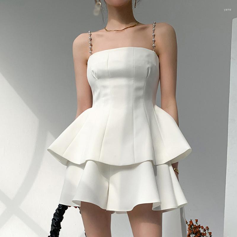 

High Quality 2022 Summer White Casual 2 Two-Piece Set Sexy Sleeveless Pearl Chain Top And Waist Wide Leg Pants Fashion Women' Tracksuits