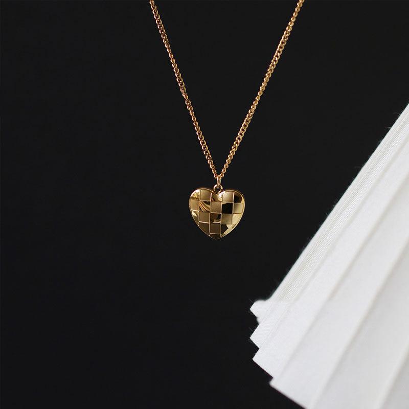 

Pendant Necklaces Love Chessboard Clavicle Chain Stainless Steel Geometric Plated Gold For Women Luxury Hip Hop JewelleryPendant