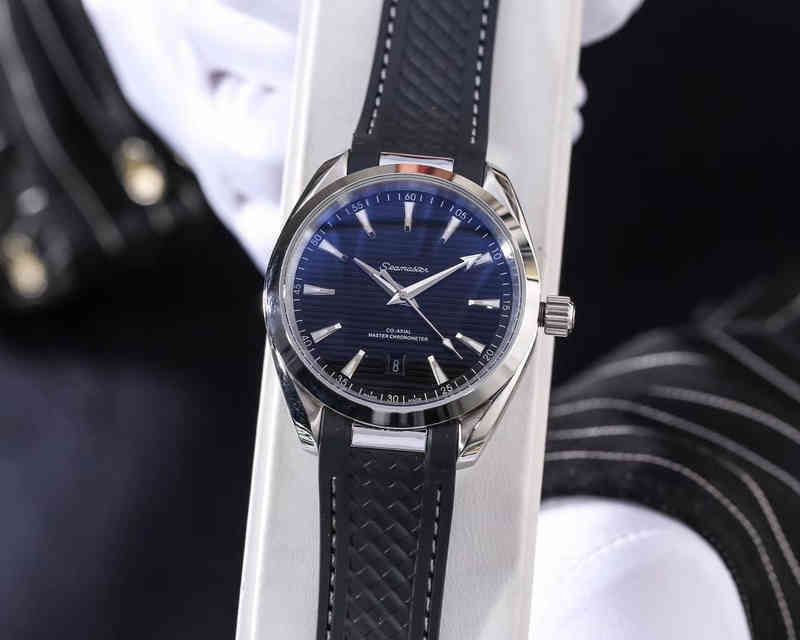

fashion watches for mens montre diamond movement Luxury designer Watch Fashion Women's Men's watch LC1U