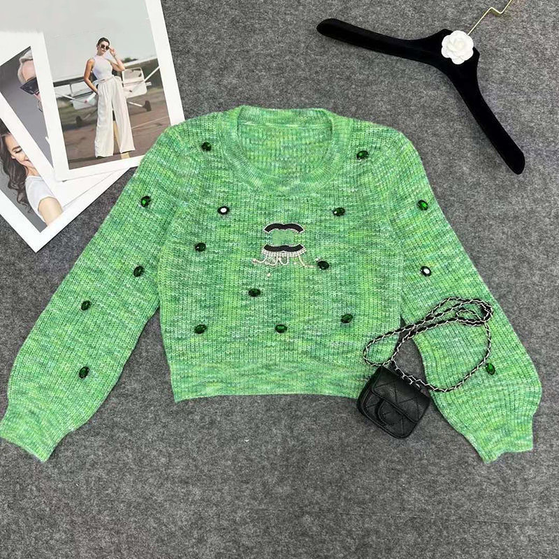 Les pulls pour femmes tricotent des tees femmes Vêtements Femmes Sweater Fasion Decoration Diamond Decoration Golie grossière Tricot lâche avec l