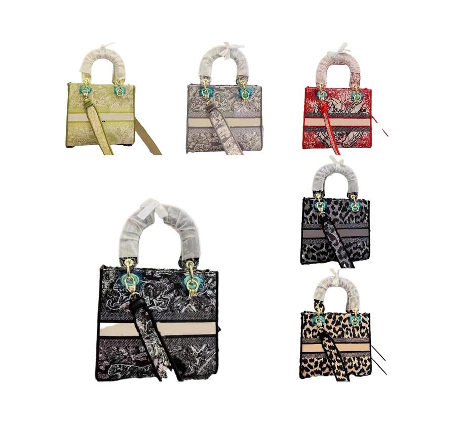 Women Embroidery Ladies Bags Designer Luxury Handbags Color Shoulder Bag Cross Body Women Totes Crossbody Clutch Fashion Handbag Chain Canvas Letter