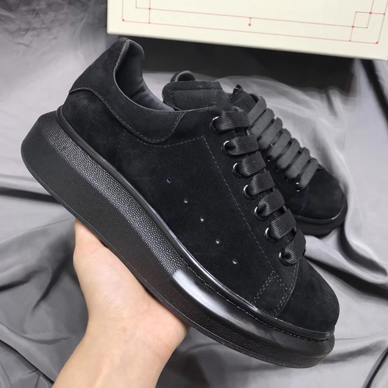 

Designer Shoes 100% Calfskin Men Oversized Sneaker Women White Lace up Suede Flat Real Leather Platform Trainers Rubber Sole with Box US 11, Socks