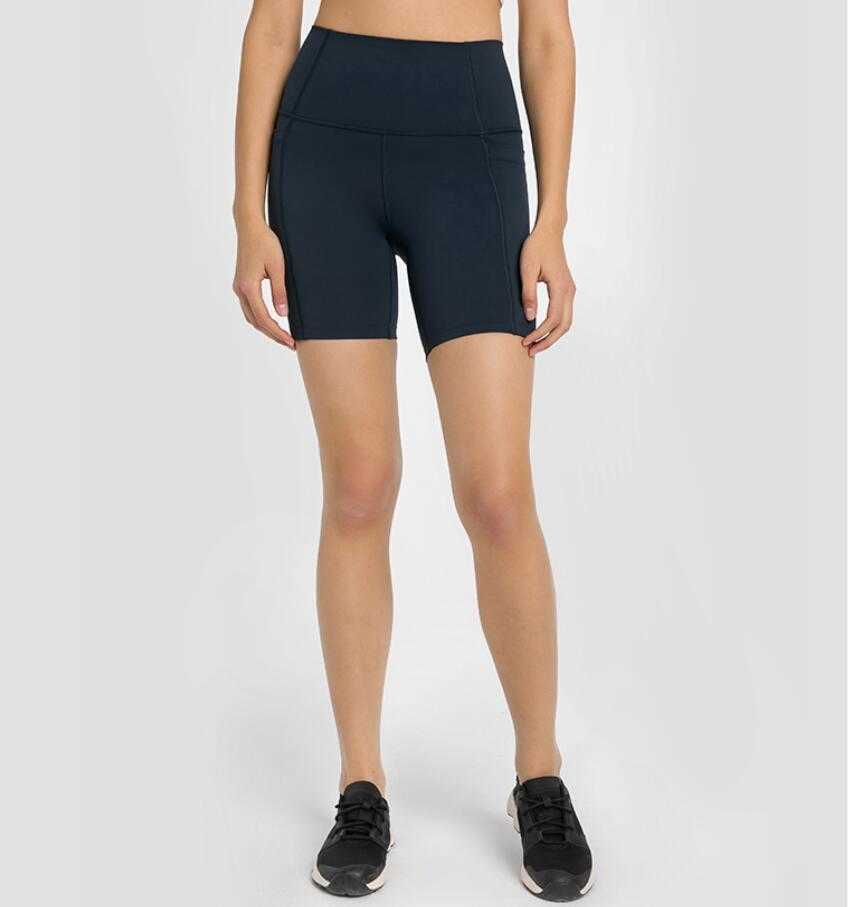 

Multi Panel Side Pocket Sports Quarter Pants Women's High Waist Elastic Tight Fitness Yoga Shorts Running Fitness Biker Beach Tennis Workout, Black