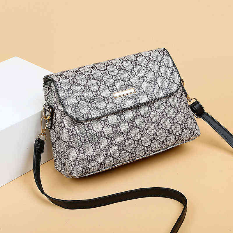 

Textured Women's Large Capacity 2022 Fashion Simple Multi-layer Versatile One Shoulder Menger Mother Bag, Gd