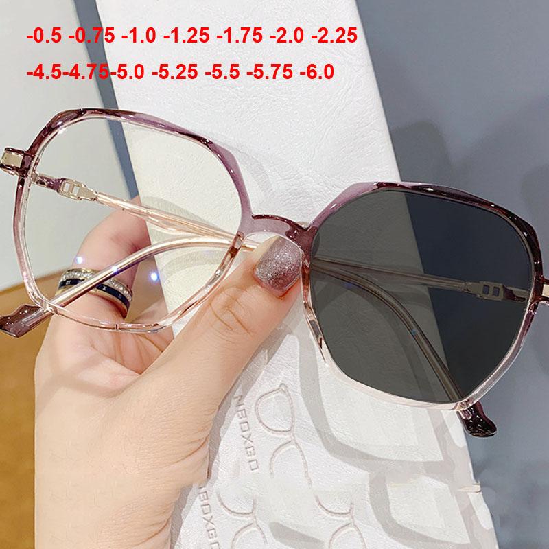 

Sunglasses Chameleon Women Female Myopia Computer Pochromic Glasses For Sight -0.50 -0.75 -175 -2.5-6