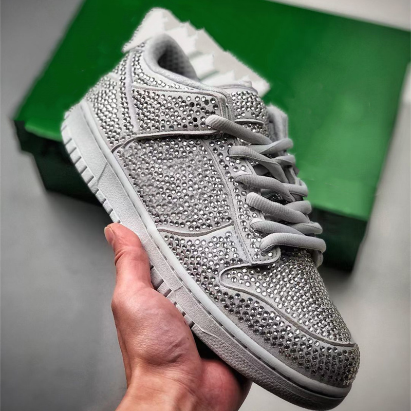 

Shoes Dunks Low Pure Platinum Flat Cactus Plant Flea Market x Swarovski Size Eu36-46, Bubble wrap packaging