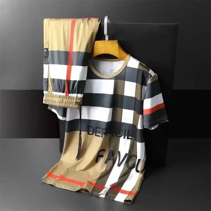 

Men's Tracksuits Europe station check print casual suit male youth handsome large size ice silk short sleeve T-shirt and shorts two sets of tide, Black
