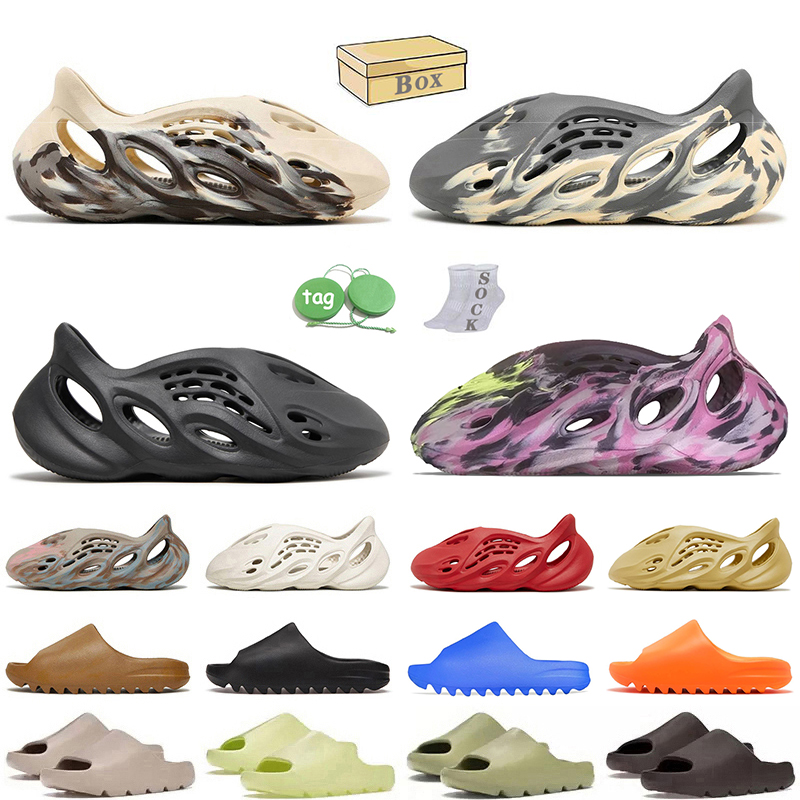 

2022 Fashion Women Mens shoes Designer Slippers Azure MX Carbon Slides Sandals Cream Clay Moon Grey Onyx Sulfur Ochre Desert Sand Sliders Ararat Slide FoamRunners, D22 mx sand grey 36-47