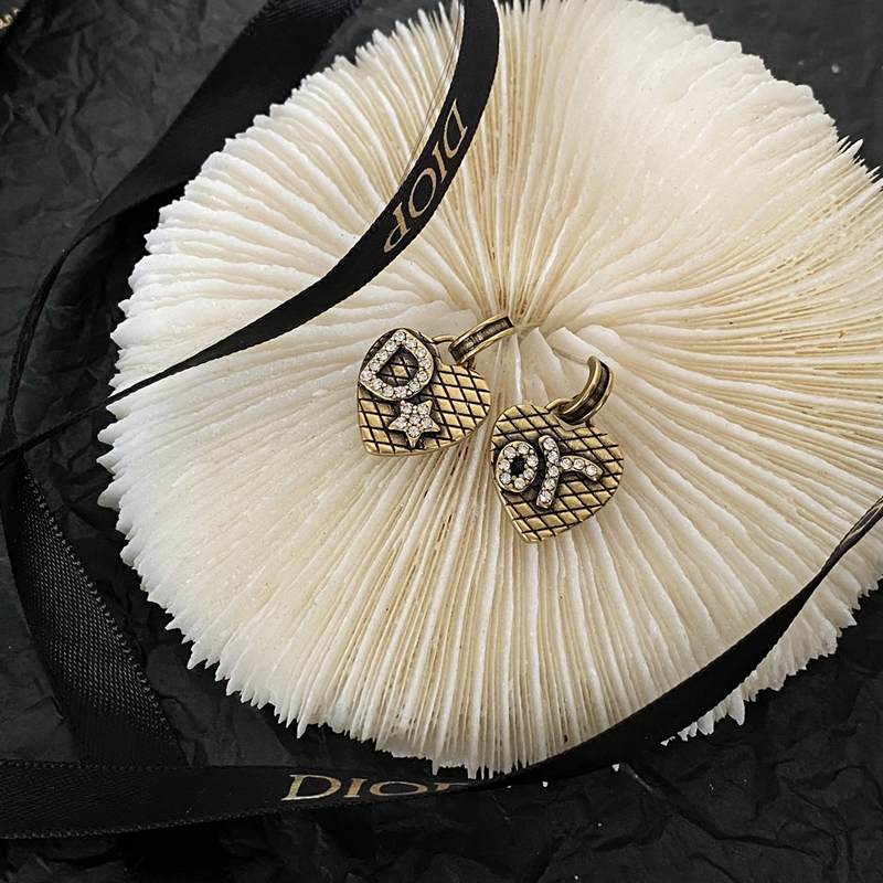 

18K Gold Plated Copper Luxury C-Letter Stud Brand Designers Geometric Famous Women Crystal Rhinestone Copper Star Earring Wedding Party Jewelry A937