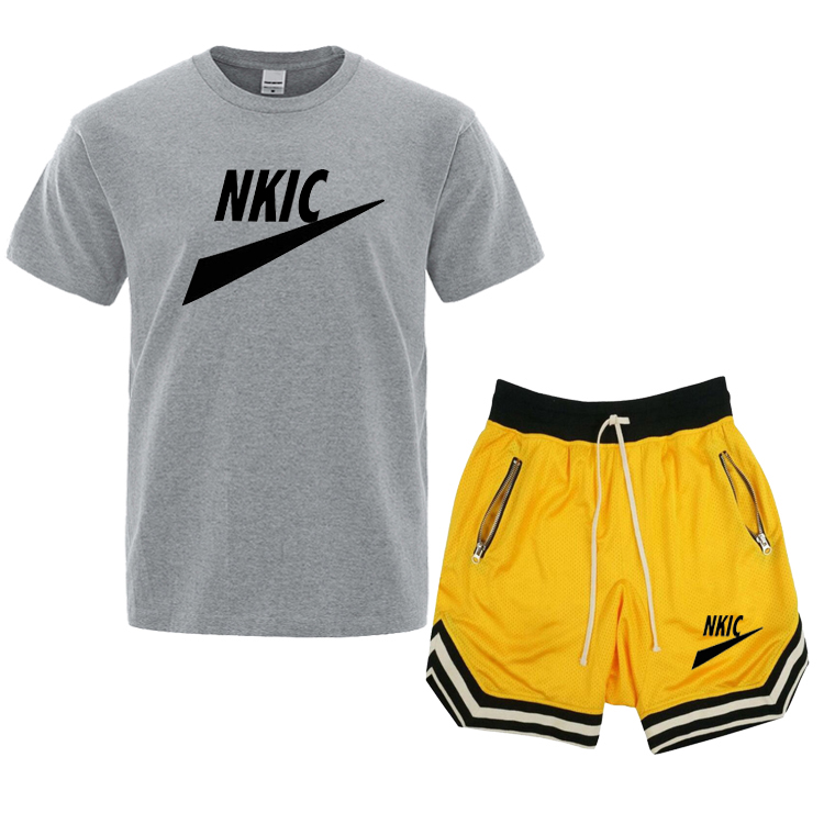 

Tracksuit Men 2 Piece Set Brand Tshirt Man Shorts Sets Summer Fashion Clothing Breathable and Comfort basketball Clothes Plus Size -2XL, Black