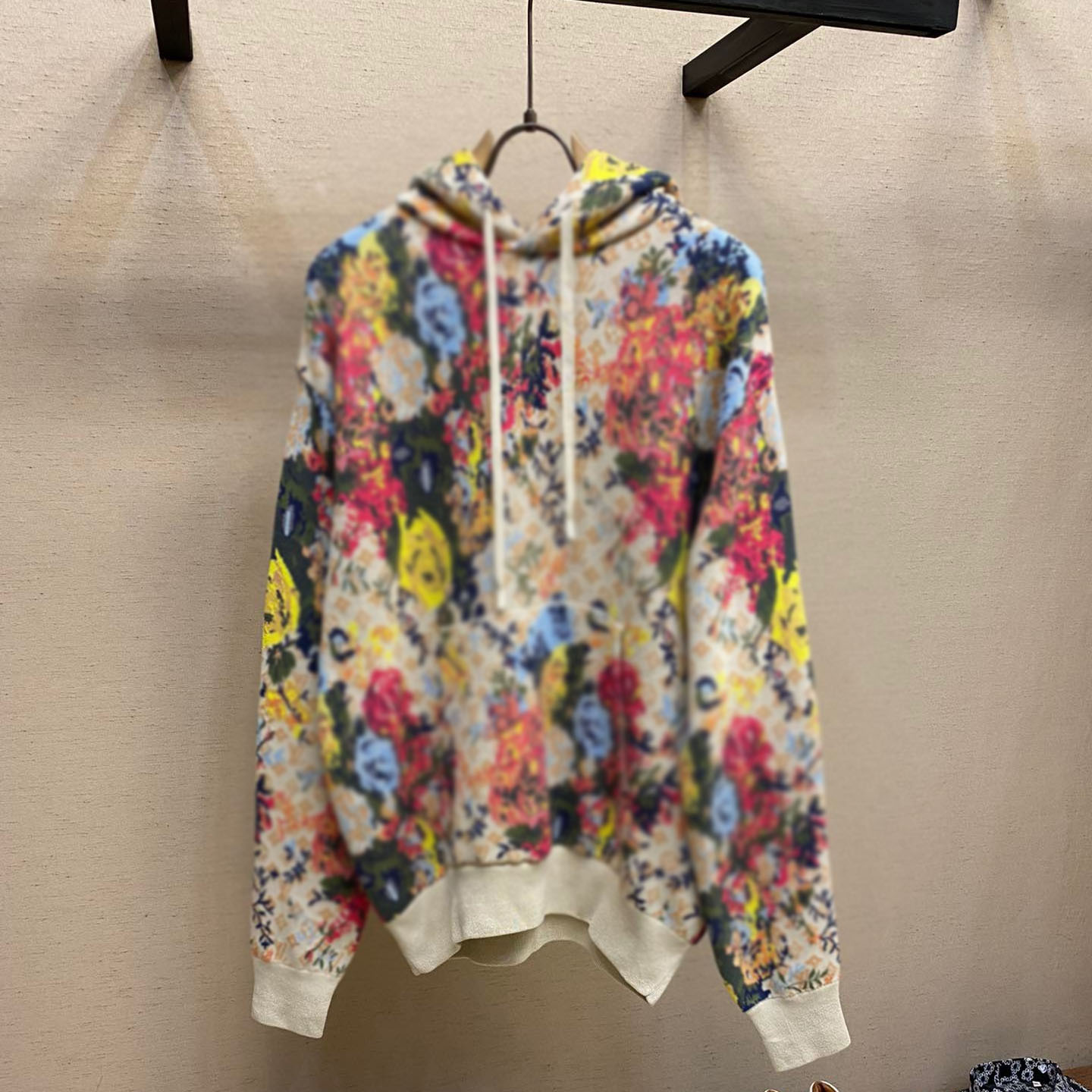 

New AOP jacquard letter knitted sweater in autumn / winter 2022acquard knitting machine e Custom jnlarged detail crew neck cotton r388rre2d