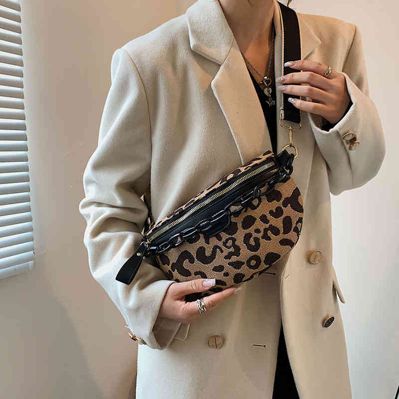 

Purses sale New breast bag women's leopard print large capacity personalized Messenger Bag Leisure versatile sling one