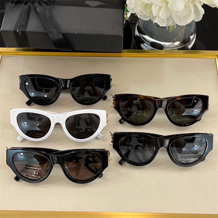 

Retro plate trendsetter Sunglasses Star Street shot thin face Sunglasses SL M94 with logo and original box