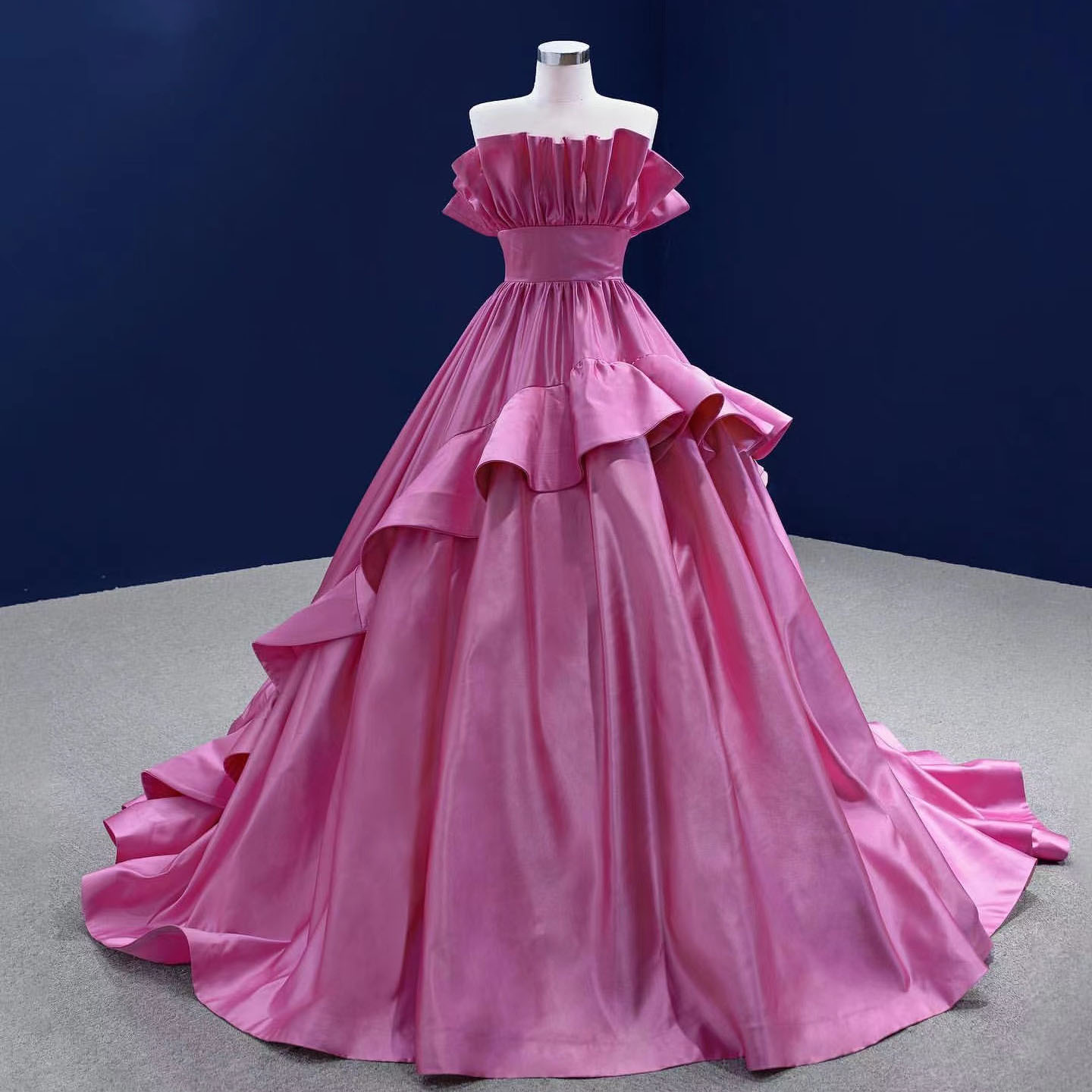 

2022 Pink Prom Dresses Satin Strapless Pleat Ruched Princess Ball Gowns Quinceanera Dress Birthday Party Gown, Hunter