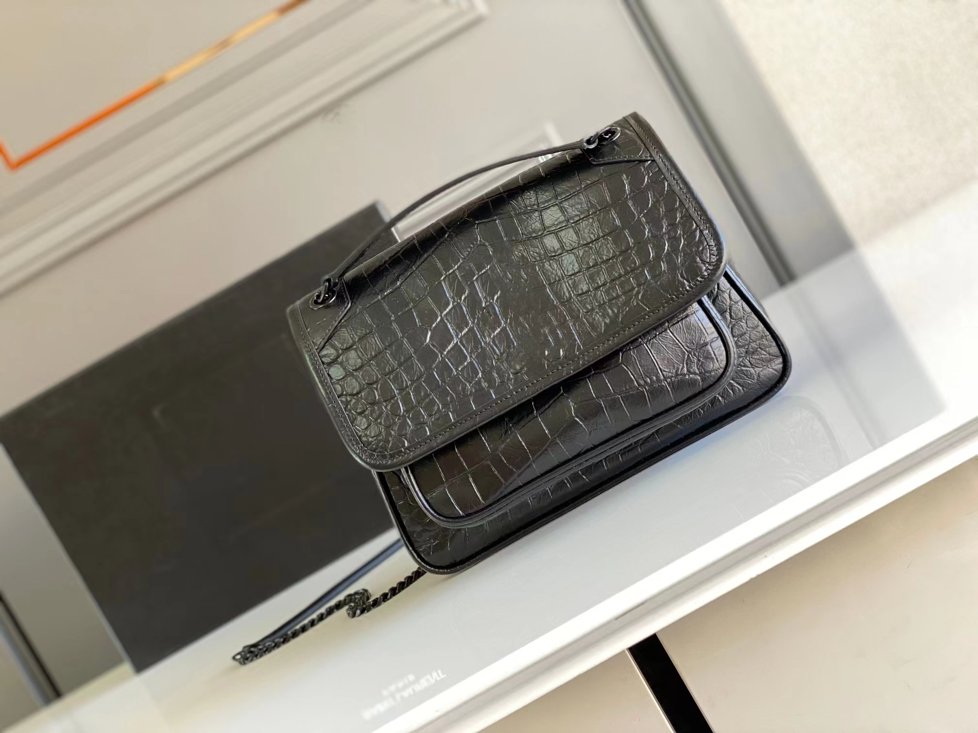 

Top quality luxury Designer Wallet hot bag cross body shoulder purse half moon fashion lady shopping handbag women Letter popular hot totes Cartoon pillow practical, Vip\