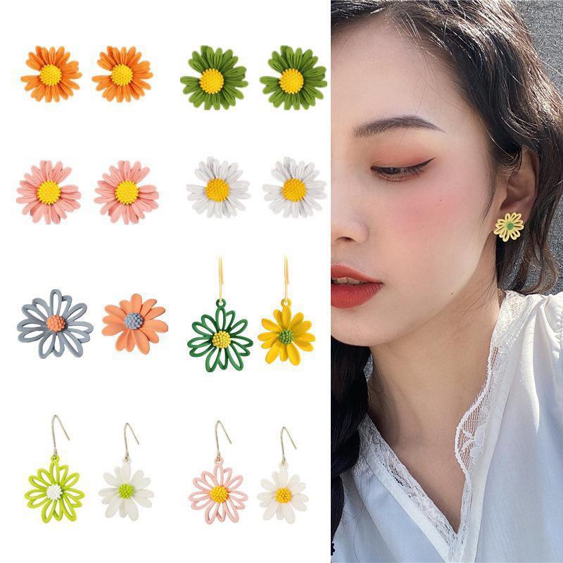 

Stud 2022 Women Girls Cute Daisy Earrings Sun Flower For Sweet Gift Simple Style Statement