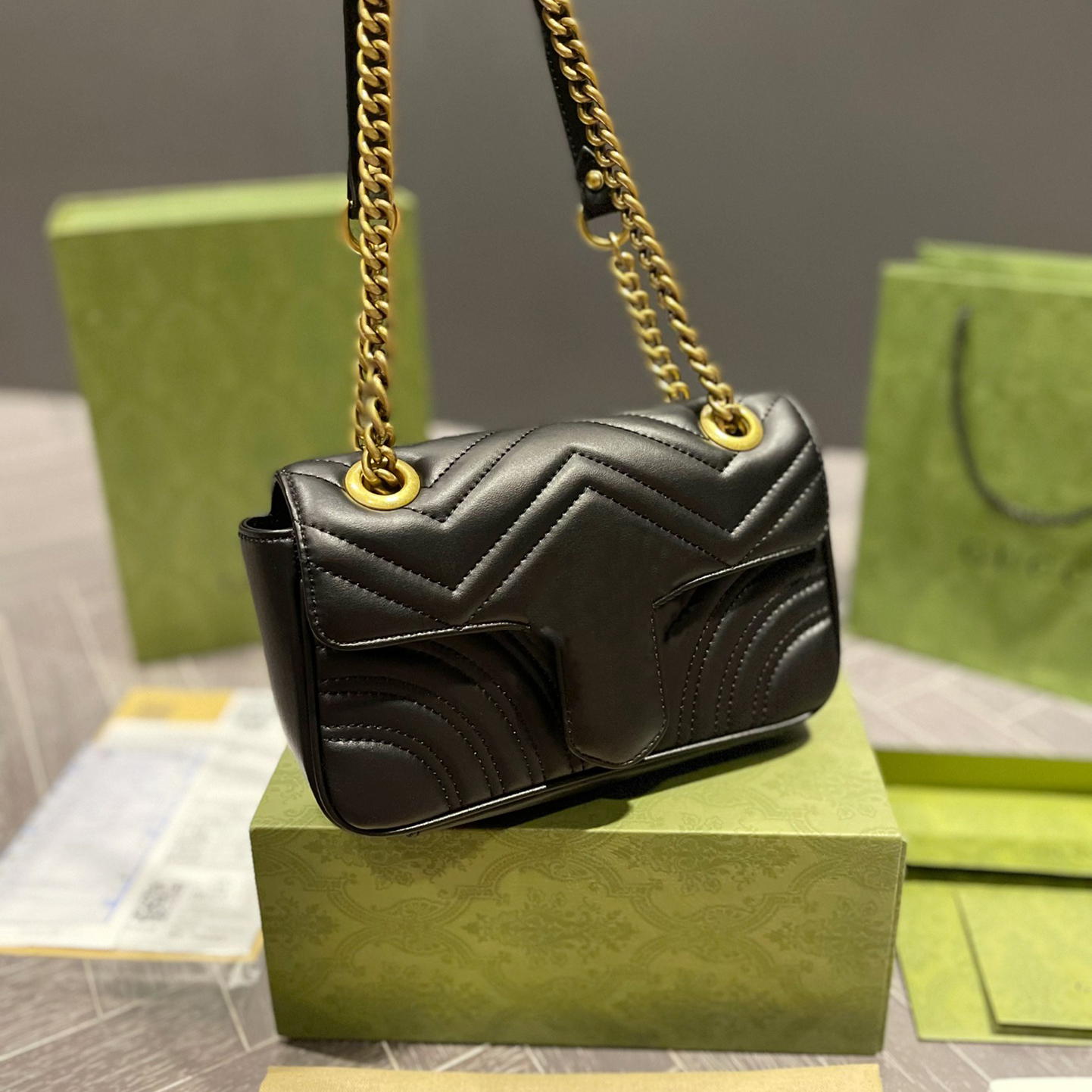 

2022 Top Quality Crossbody Purses Designer Lady Totes Shoulder Bag leather Womens Tote handbag geometric line spring and summer fashion flip chain bag, Red