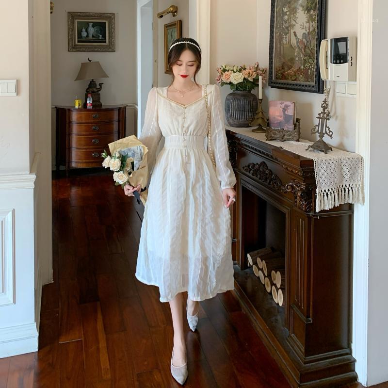 

Casual Dresses 2022 Autumn French Retro Square Neck Long-sleeved Dress With Waist And Thin Noble Fashion Women, Beige