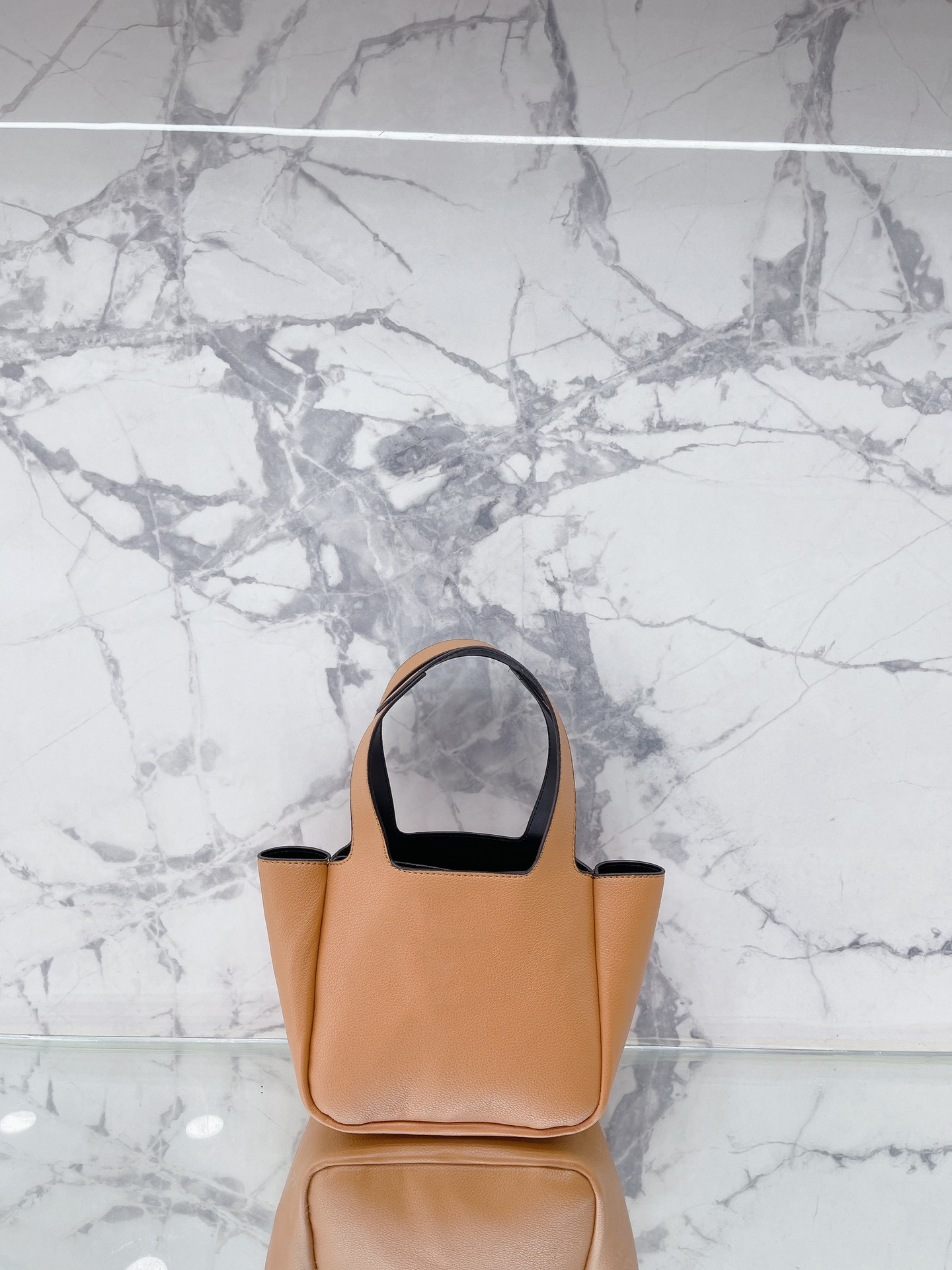 

2022 Summer Women's P Designer Bags Lightweight Fashion Shoulder Handbags Black Vegetable Basket Bags, Gift box