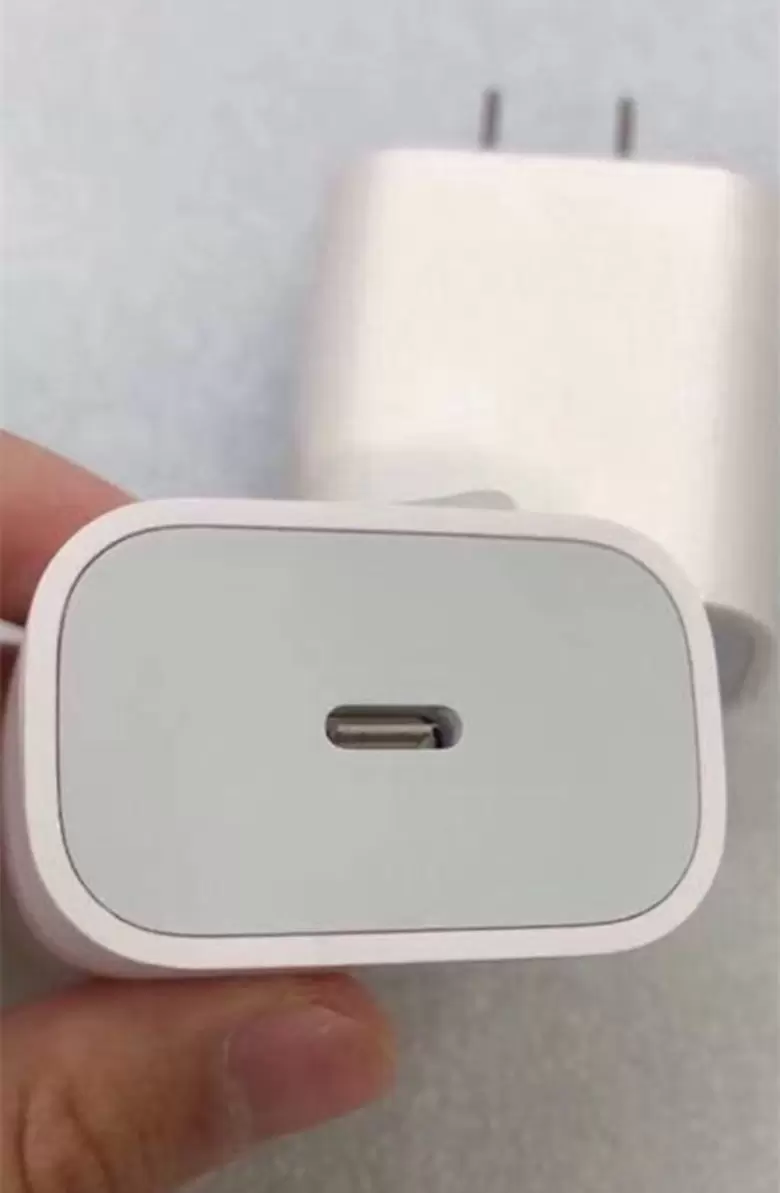 

oem excellent Quality 20W PD Fast Charger USB-C Quick Charge Type C US/EU Plug AC Power Adapter Charger charging for phone 13pro max with box