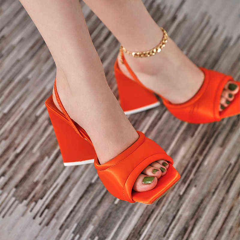 

Women Sandals 's Square Toe Slip-on Ladies Flip-flops Silk High Heel Female Slipper 2022 Summer New Fashion Slippers Sandal 220609, Bk