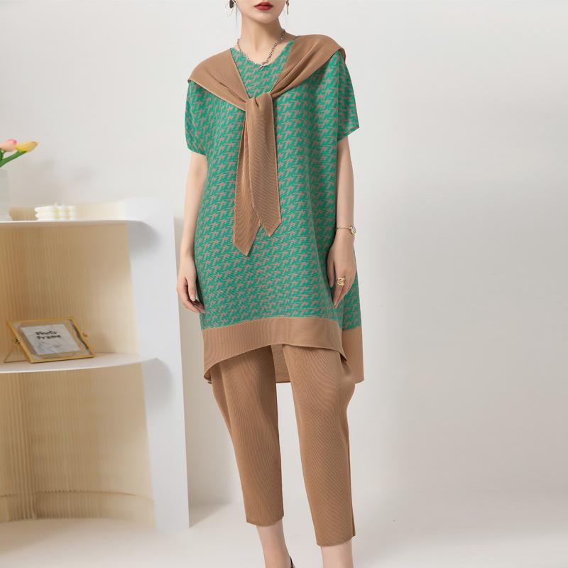 

Women's Two Piece Pants Pant Suits For Women Summer 2022 Fashion Loose Printed Miyake Pleated Set Hooded Pullover Harem Ankle LengthWomen's, Green