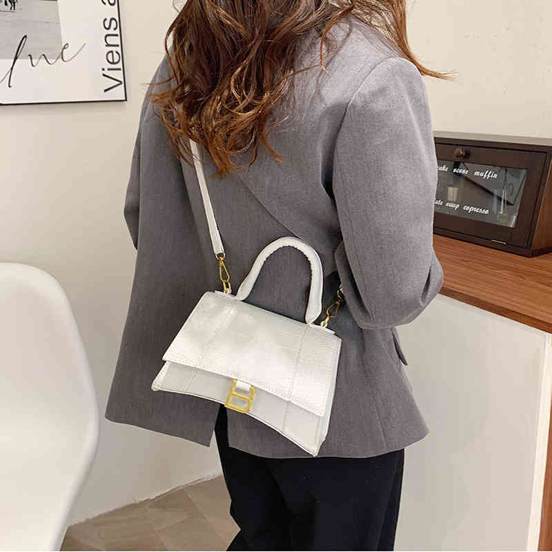 

Purses Outlet Minority design female 2022 new portable hourglass bag versatile crocodile pattern One Shoulder Messenger Bag, White