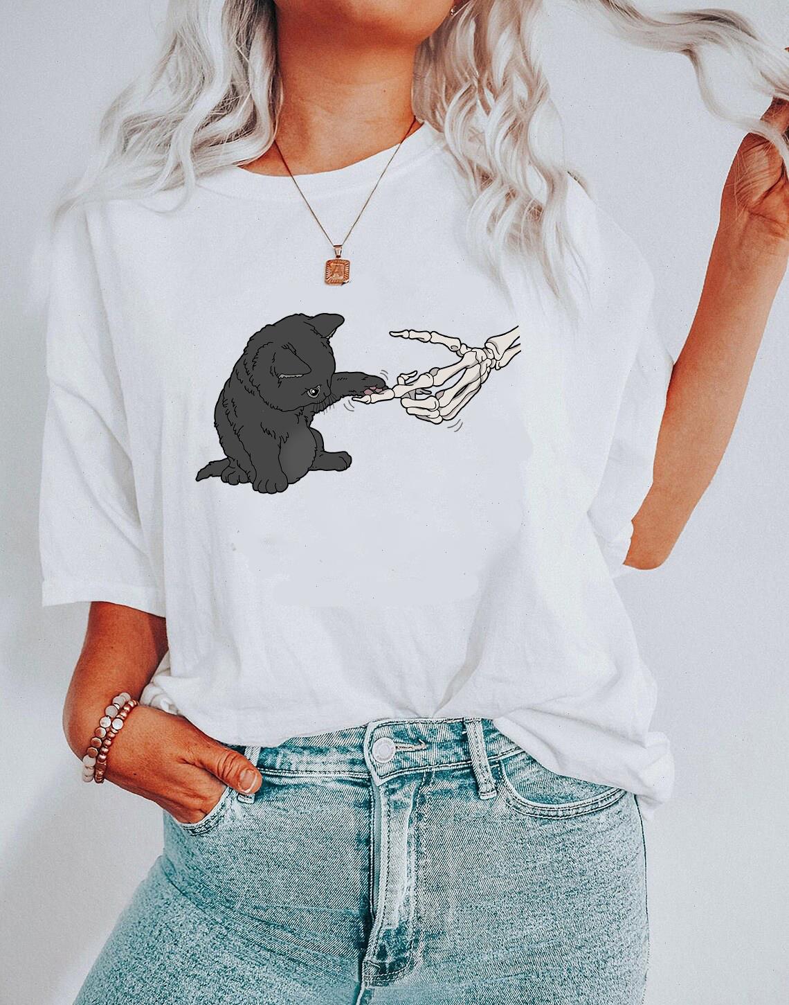 

Women T-shirt Funny Black Tops Cat With Skeleton Hand Shirts Halloween Shirt Mom Pure Cotton Casual Aesthetic Top, Black edge