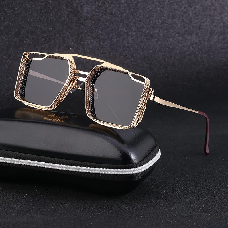 

Sunglasses 2022 Vintage Steampunk Square Hollow Frame Men Metal Sun Glasses Fashion Street Tide Fishing Driving