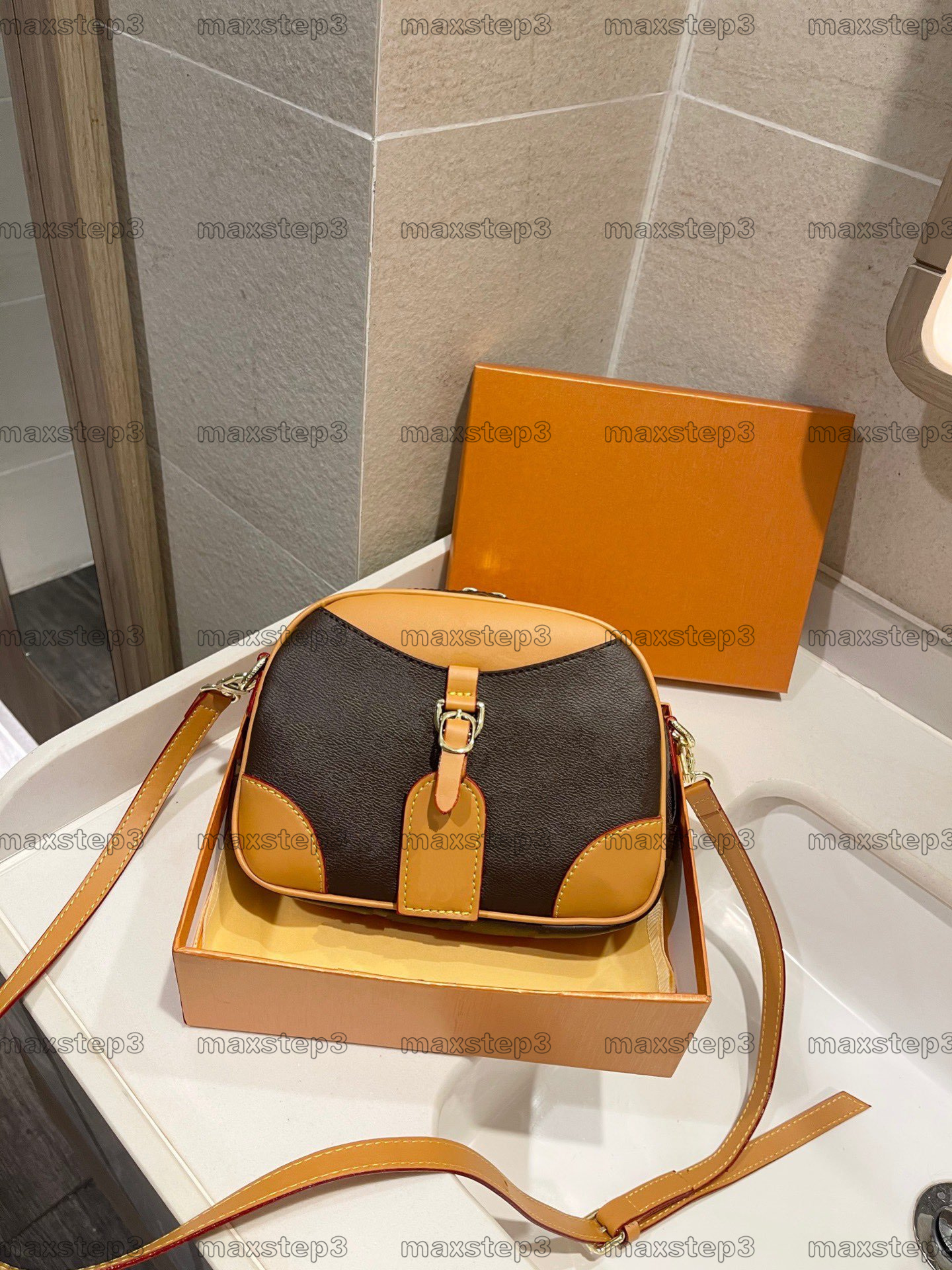 

M45528 Deauville Handbag Adorable Mini Camera Bags Compact Lightweight Shoulder Cross-Body Carry Classic Vintage Small Bag