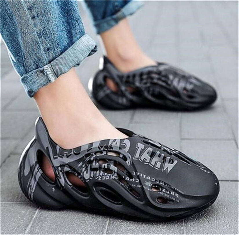 

Wholesale Comfortable Slides Slide Slipper Earth Brown Sandals mXT Moon Grey Foam Runner Slippers Cream Yellow women mens Sandals Soot Core SneahDfM#1, S10