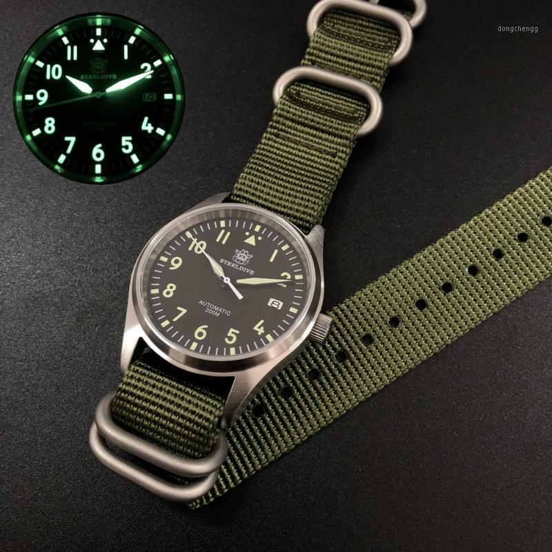 

Wristwatches Mens Dive Watches STEELDIVE Luxury Men Automatic Mechanical Watch 200M Waterproof Wristwatch Switzerland C3 Luminous Clock NH35, Men watches 10
