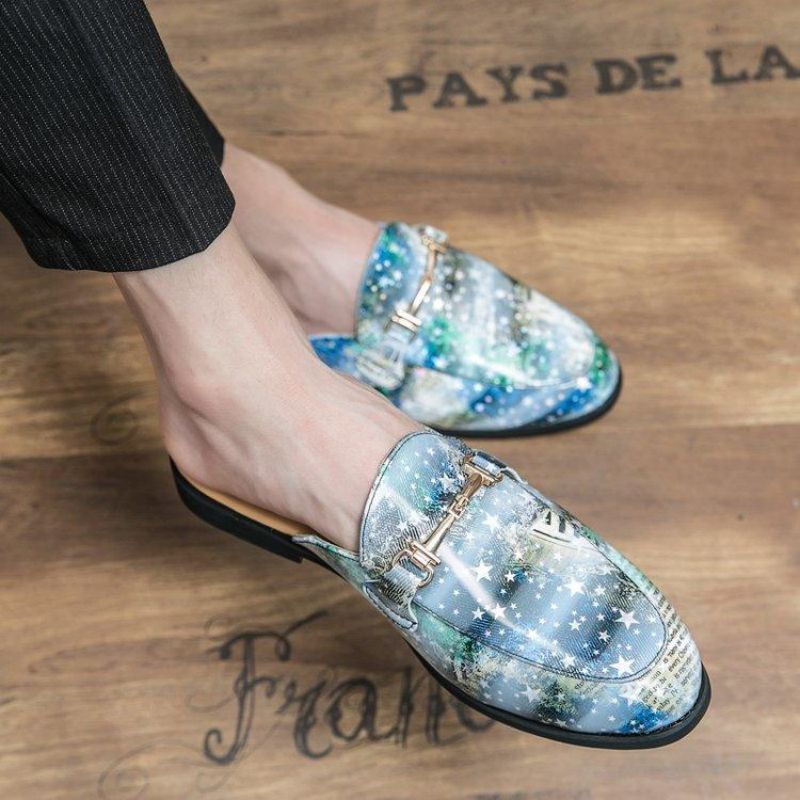 

Slippers Men Shoes PU Leather Solid Color Classic Fashion Horseshoe Buckle European and American Trend Starry Comfort Breathable Baotou Half Drag HM444, Clear