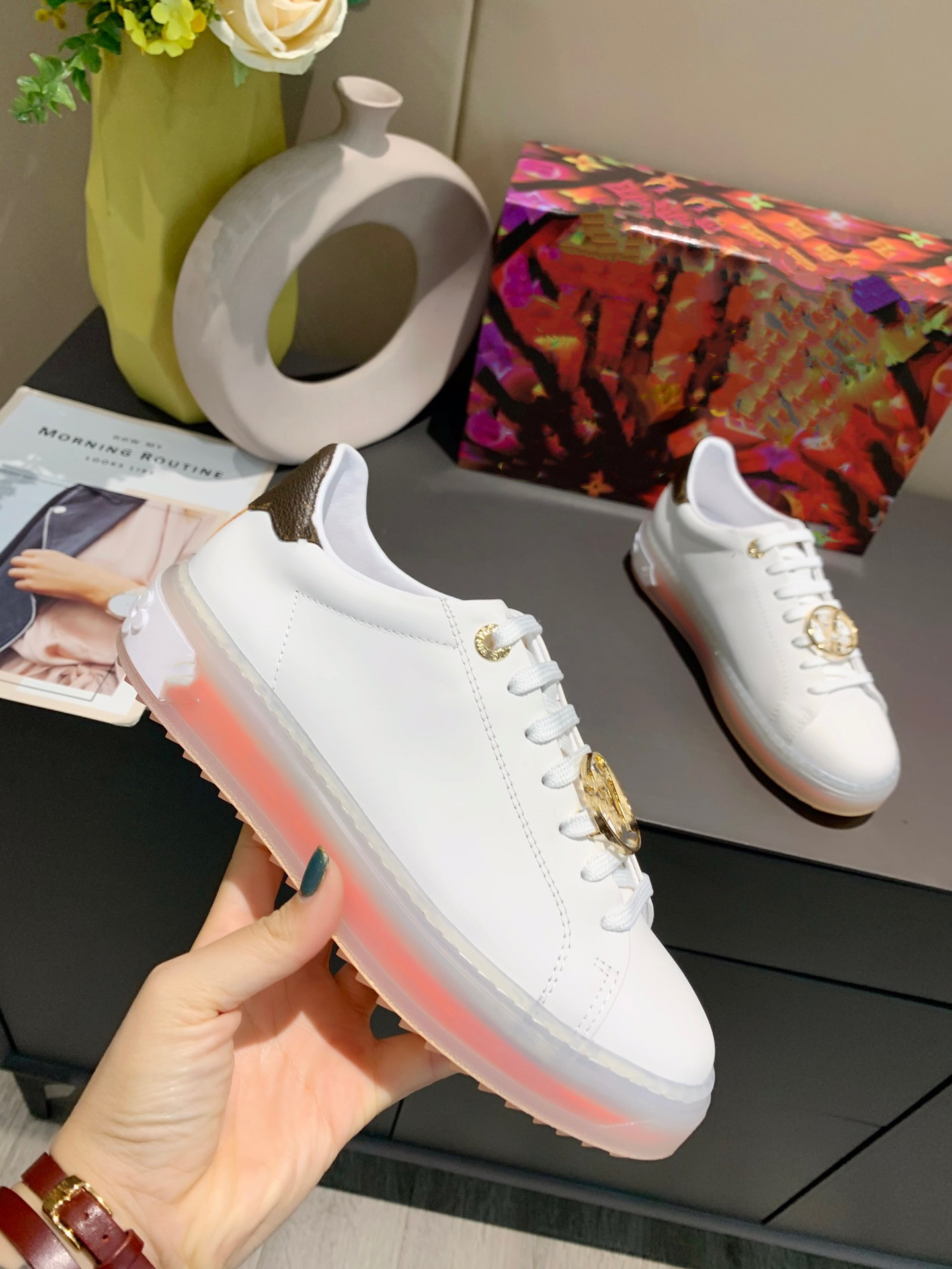 

New top Designer Mens Causal Shoes Fashion Woman Leather Lace Up Platform Sole Sneakers White 0502, 02