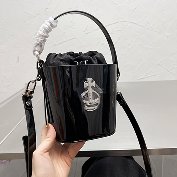

Designer versatile One Shoulder Bucket Messenger Handbag Vivien Bag Leather Patent Silver Buckle large Saturn top women's bag, Black