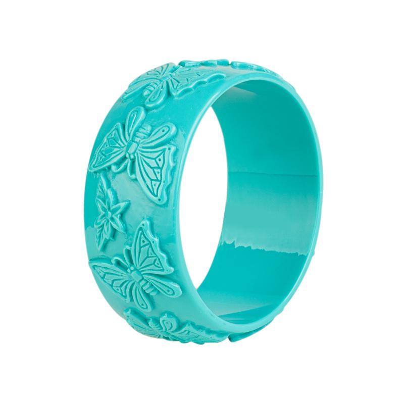 

Bangle Vintage Colorful Resin Acrylic Carved Butterfly With Designer Charms Simple Ladies Bracelet For Women Fashion JewelryBangle