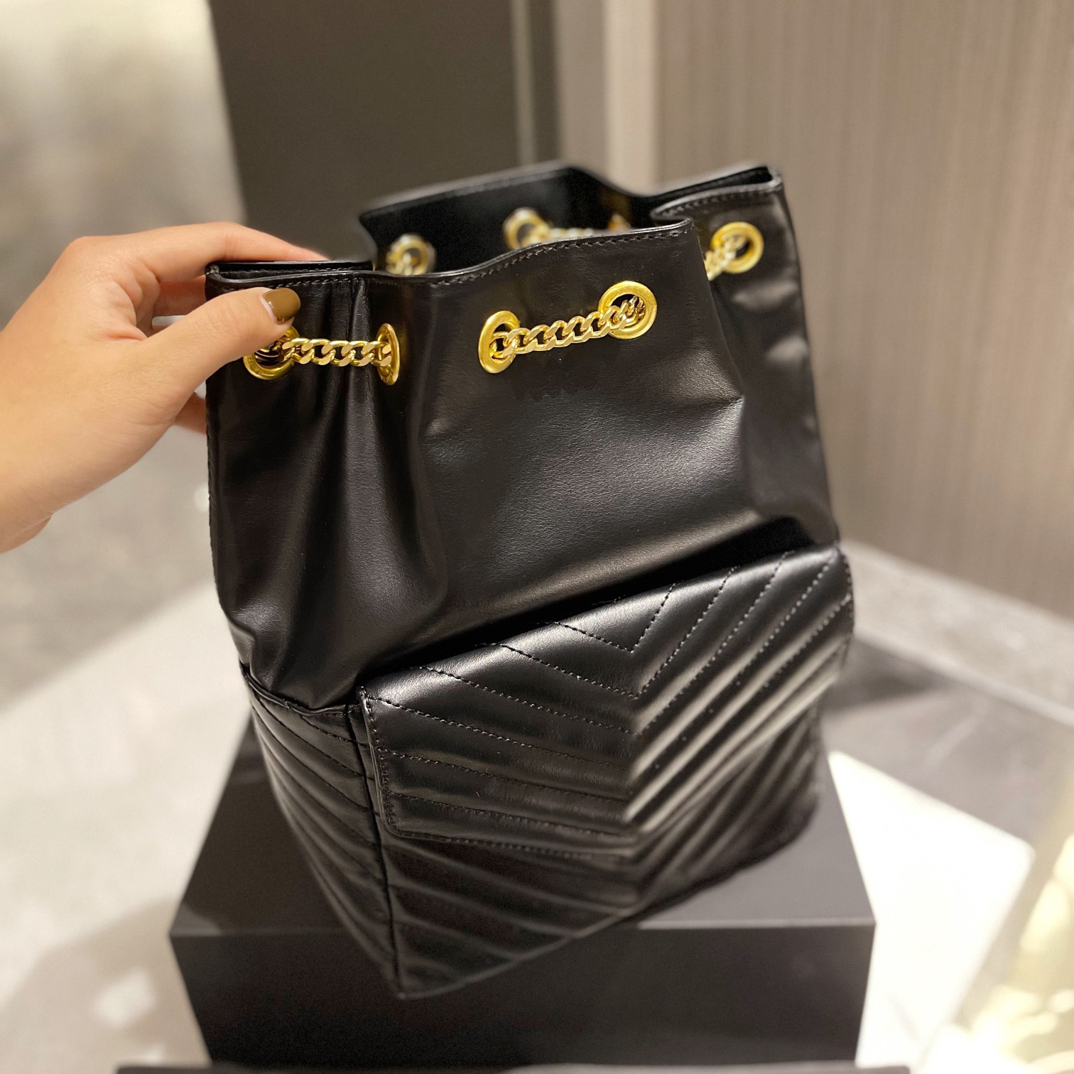 

High quality leather Y-quilted backpack womens fashion schoolbag large capacity travel bag Ladies shoulder bags designer handbag luxury backpack lady, White