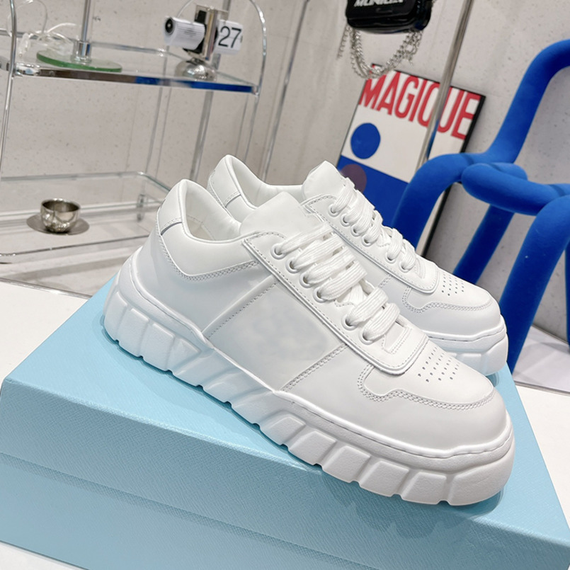 

Men Women Platform Sneakers Modern Applique Designer Shoes Thick Flat Lace-up Fabric Casual Shoes High Quality Outdoor Trainers With Box NO404